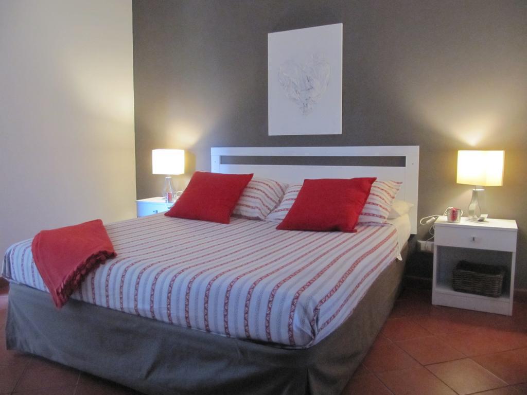 Terre Del Cardinale Country Suites Катания Номер фото